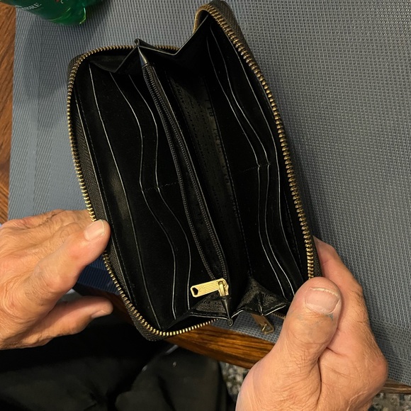 Ralph Lauren wallet - Picture 2 of 3